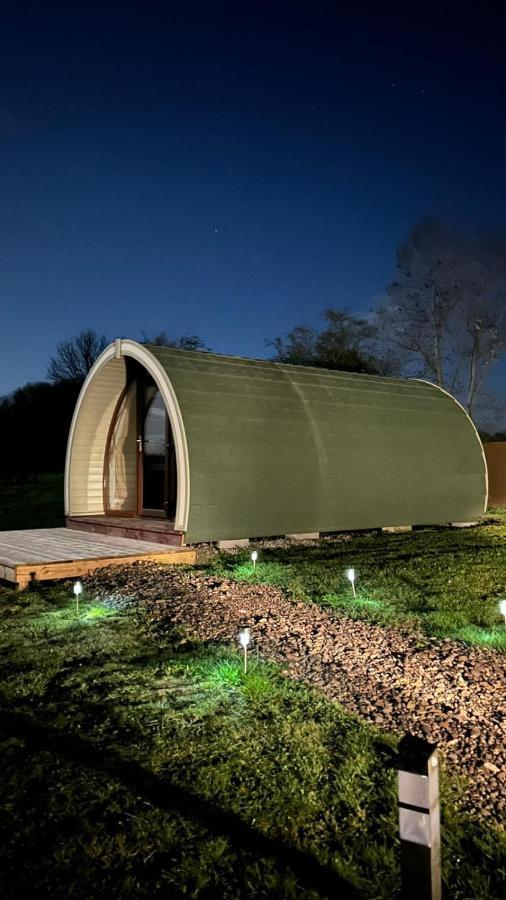 Orchard Luxe Glamping Pod Hotel Dungannon Exterior foto